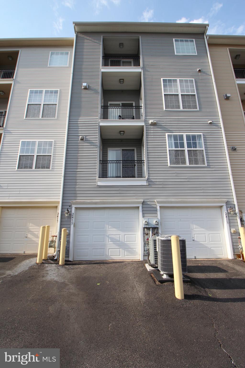 2415 Rainswood Lane Woodbridge, VA 22191 - Photo 28 of 29 a front view of a house