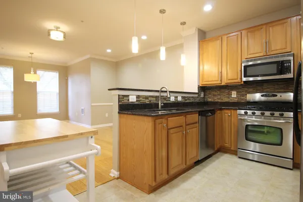 $2,900 | 2415 Rainswood Lane, Woodbridge, VA 22191