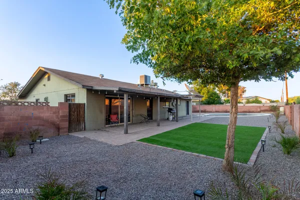 $3,495 | 319 East Riviera Drive, Tempe, AZ 85282