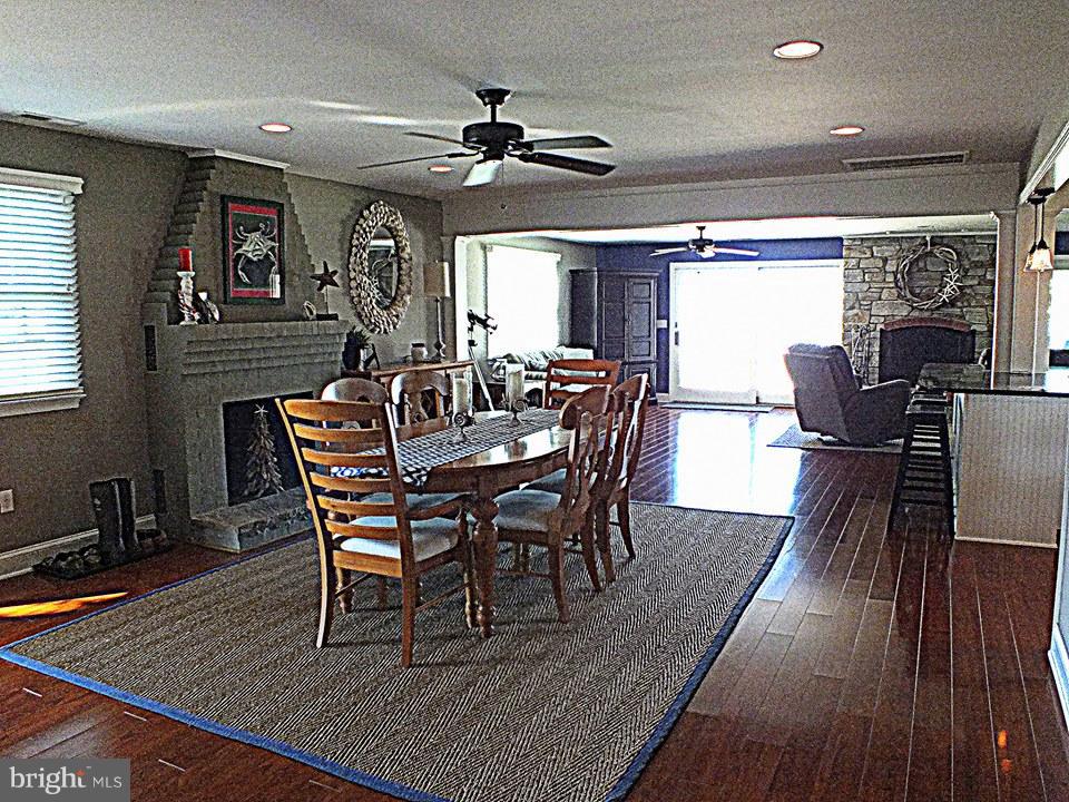 726 Twin Point Cove Road Cambridge, MD 21613 - Photo 19 of 35 Brick F.P. is non working - cosmetic only