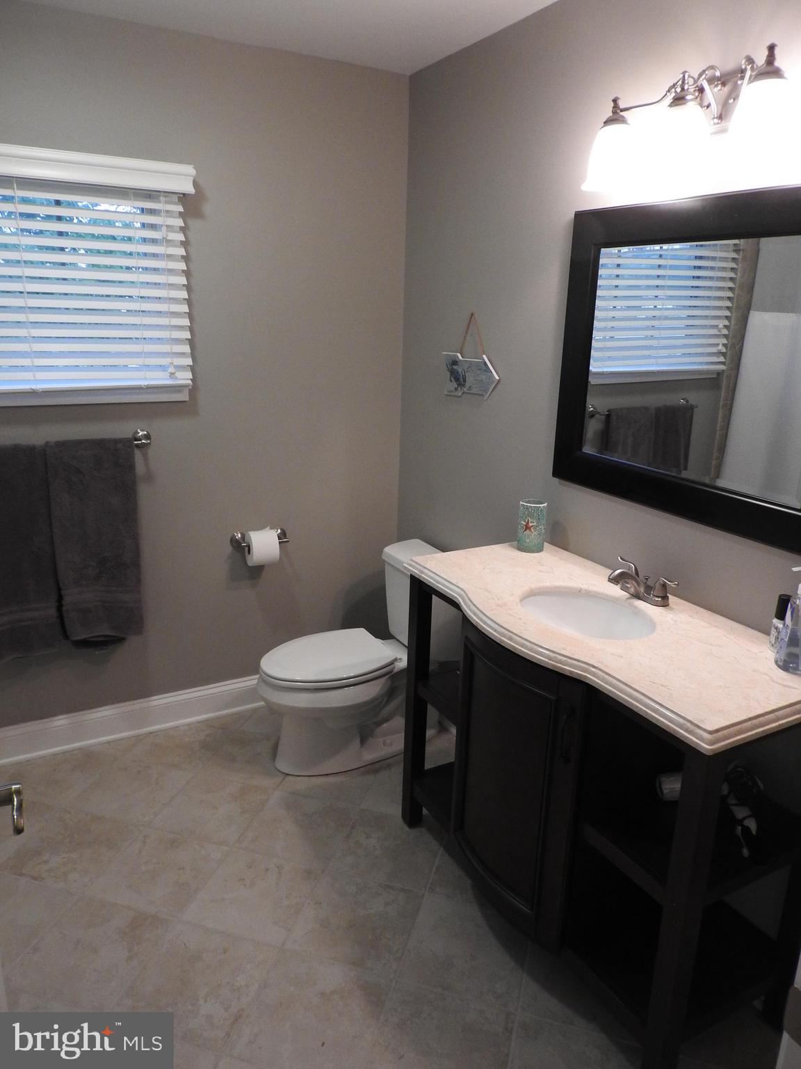 726 Twin Point Cove Road Cambridge, MD 21613 - Photo 28 of 35 Hall Bath