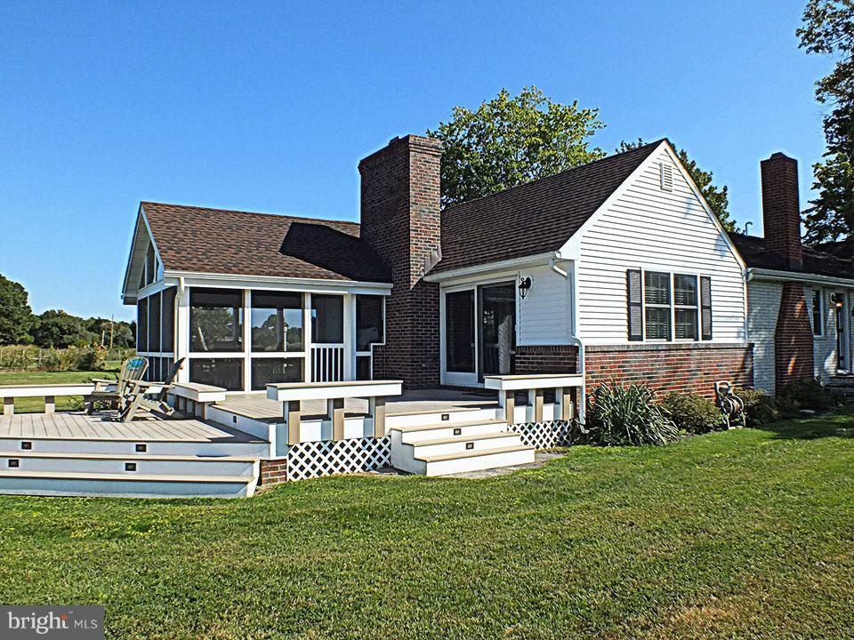 726 Twin Point Cove Road Cambridge, MD 21613 - Photo 4 of 35 Large tiered deck
