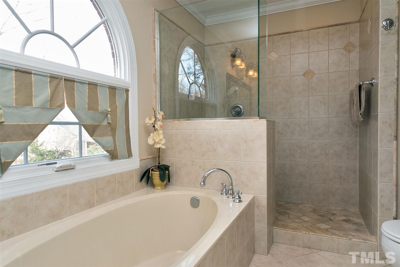 5309 Birchleaf Drive Raleigh, NC 27606 - Photo 4 of 23 Gallery Image 4
