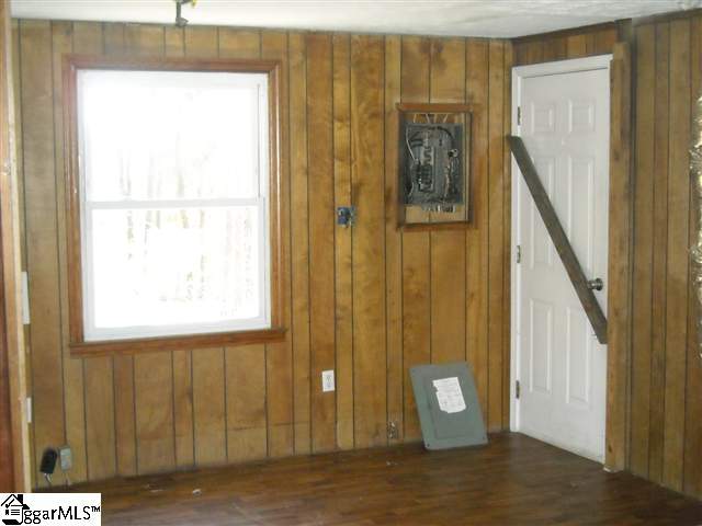 221 Silver Creek Road Central, SC 29630 - Photo 3 of 9 Gallery Image 3