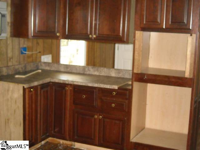 221 Silver Creek Road Central, SC 29630 - Photo 4 of 9 Gallery Image 4