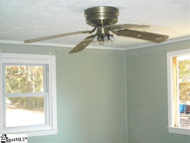 221 Silver Creek Road Central, SC 29630 - Photo 5 of 9 Gallery Image 5