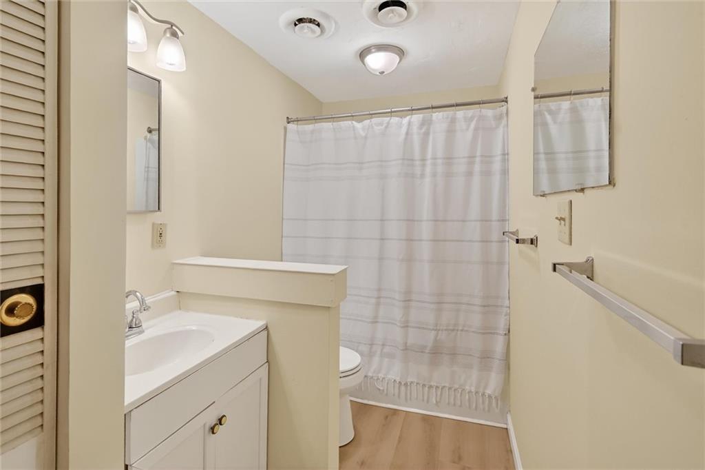 5841 Morrowfield Avenue, Unit 109 Pittsburgh, PA 15217 - Photo 17 of 25