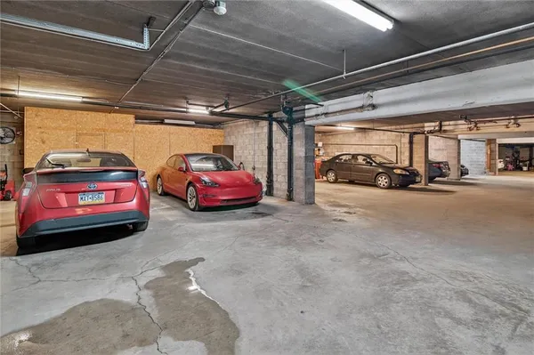 $250,000 | 5841 Morrowfield Avenue, Unit 109, Pittsburgh, PA 15217