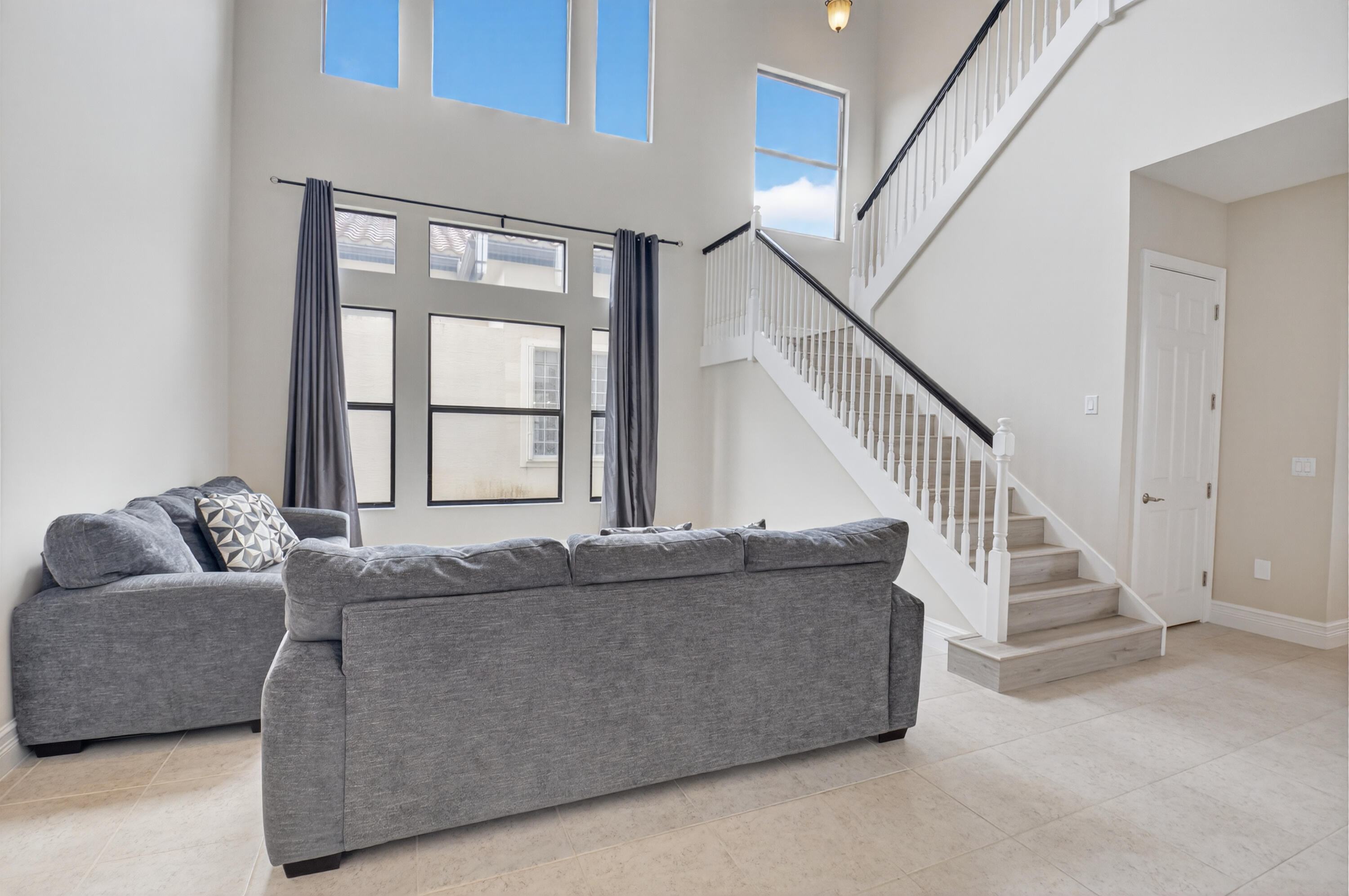 8527 Lewis River Road Delray Beach, FL 33446 - Photo 2 of 30 6-print-DSC_6561