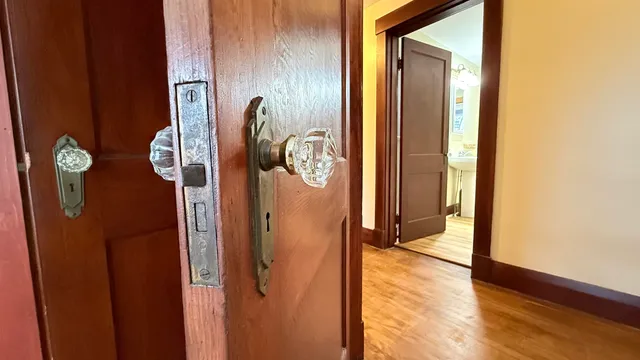 $300,000 | 5491 Vermont Rte 100, Hyde Park, VT 05655