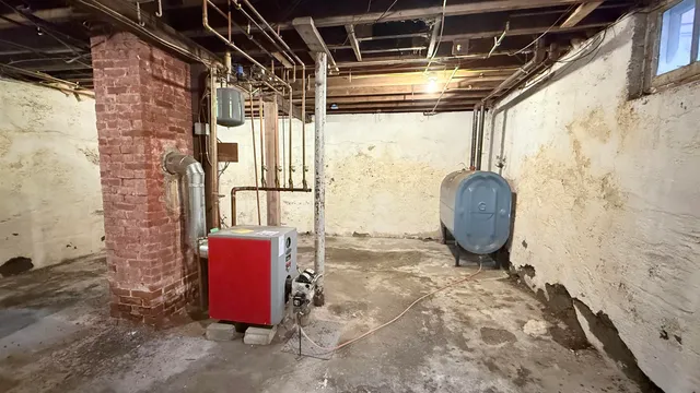 $300,000 | 5491 Vermont Rte 100, Hyde Park, VT 05655