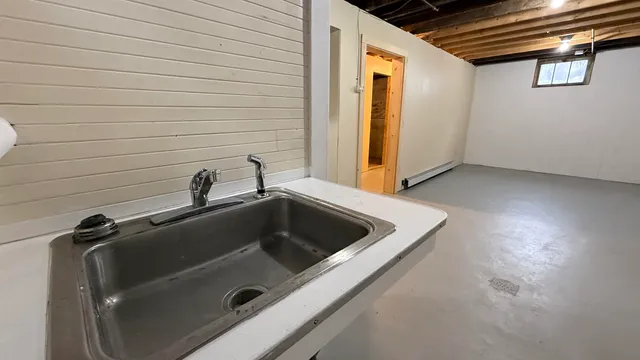 $300,000 | 5491 Vermont Rte 100, Hyde Park, VT 05655