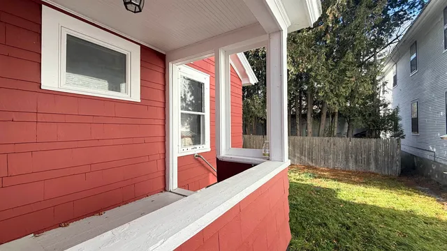 $300,000 | 5491 Vermont Rte 100, Hyde Park, VT 05655