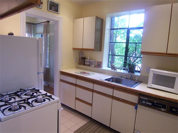 97 Strathmore Road, Unit 7 Boston, MA 02135 - Photo 4 of 18 Gallery Image 4