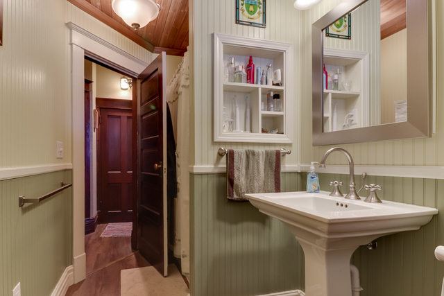 413 East Lincoln Street Saybrook, IL 61770 - Photo 14 of 32