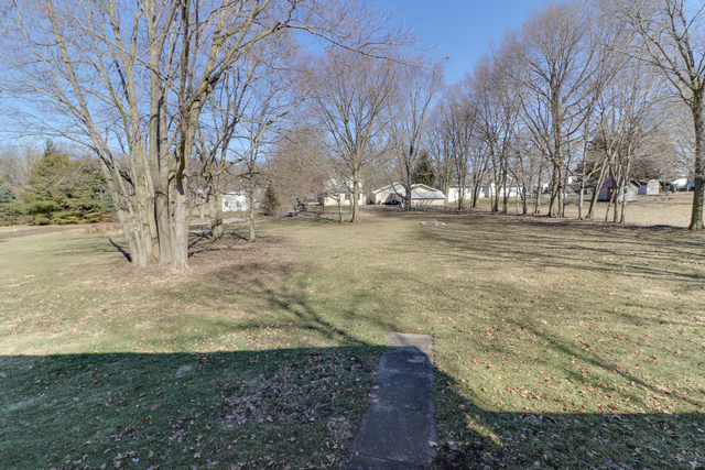 413 East Lincoln Street Saybrook, IL 61770 - Photo 29 of 32