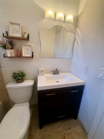 $489,000 | 2551 West 64th Place, Hialeah, FL 33016