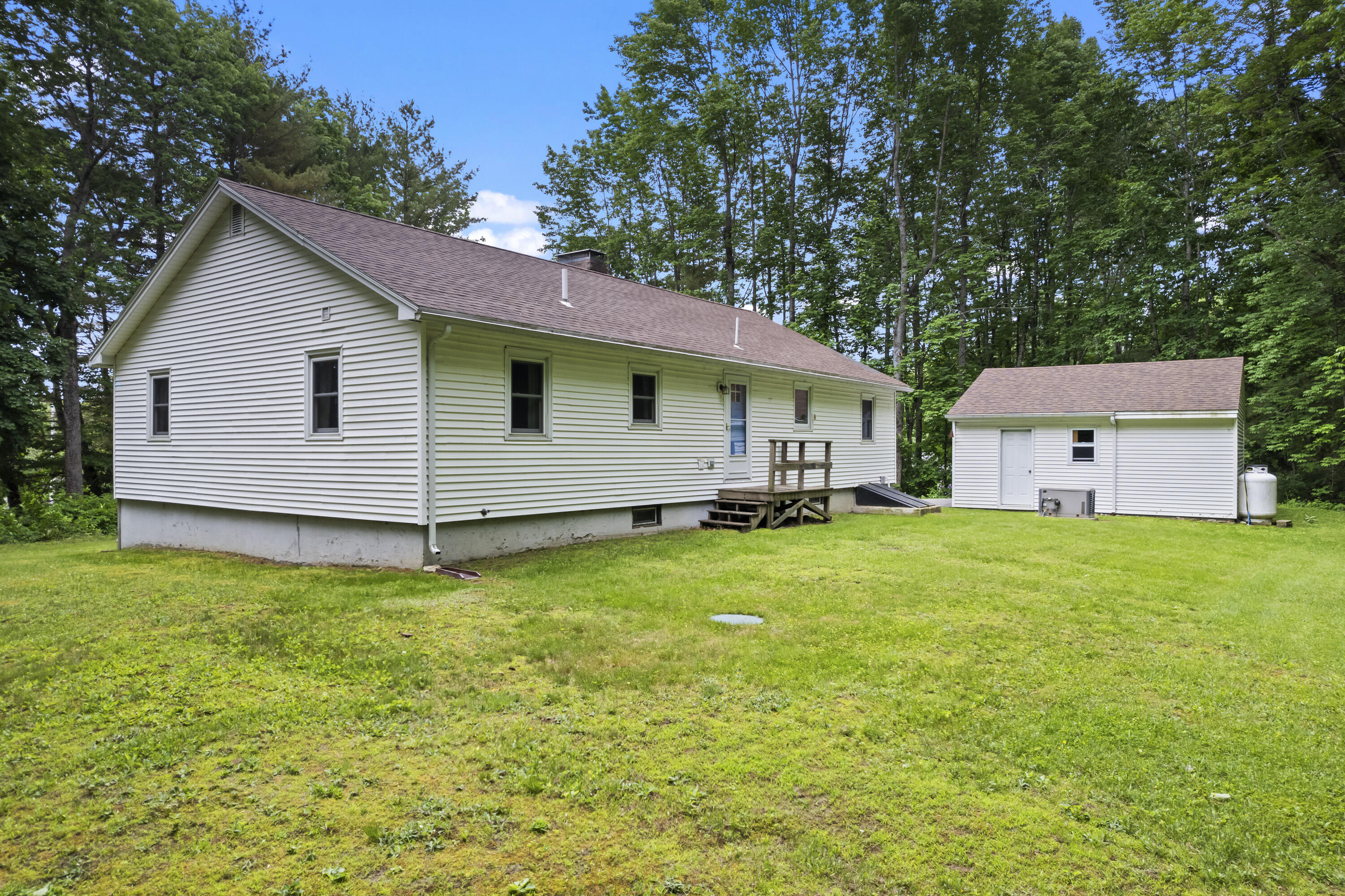 44 Church Hill Road Augusta, ME 04330 - Photo 4 of 43 44 Church Hill Rd_109