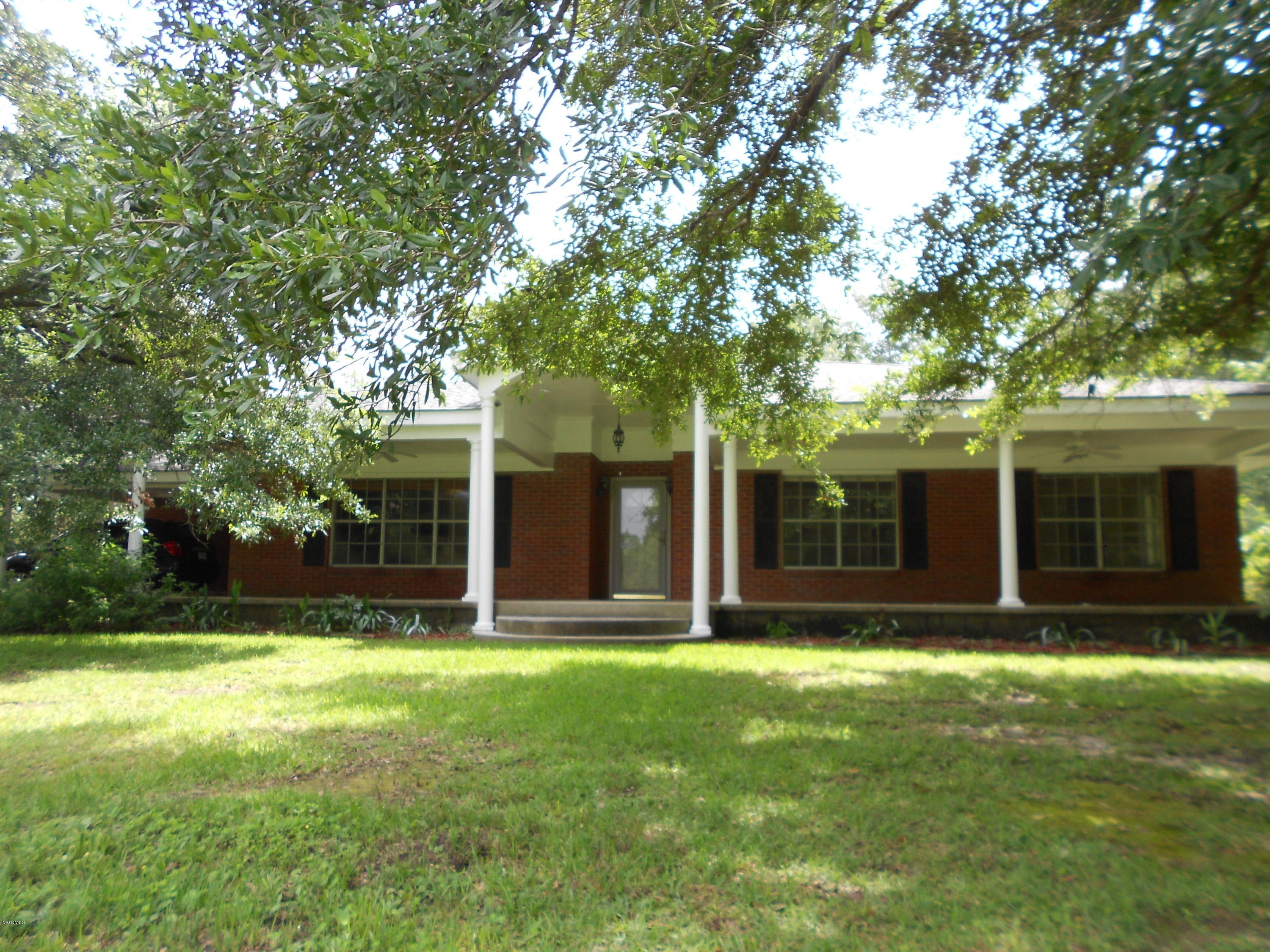 14292 John Lee Road Biloxi, MS 39532 - Photo 1 of 25 DSCN5153