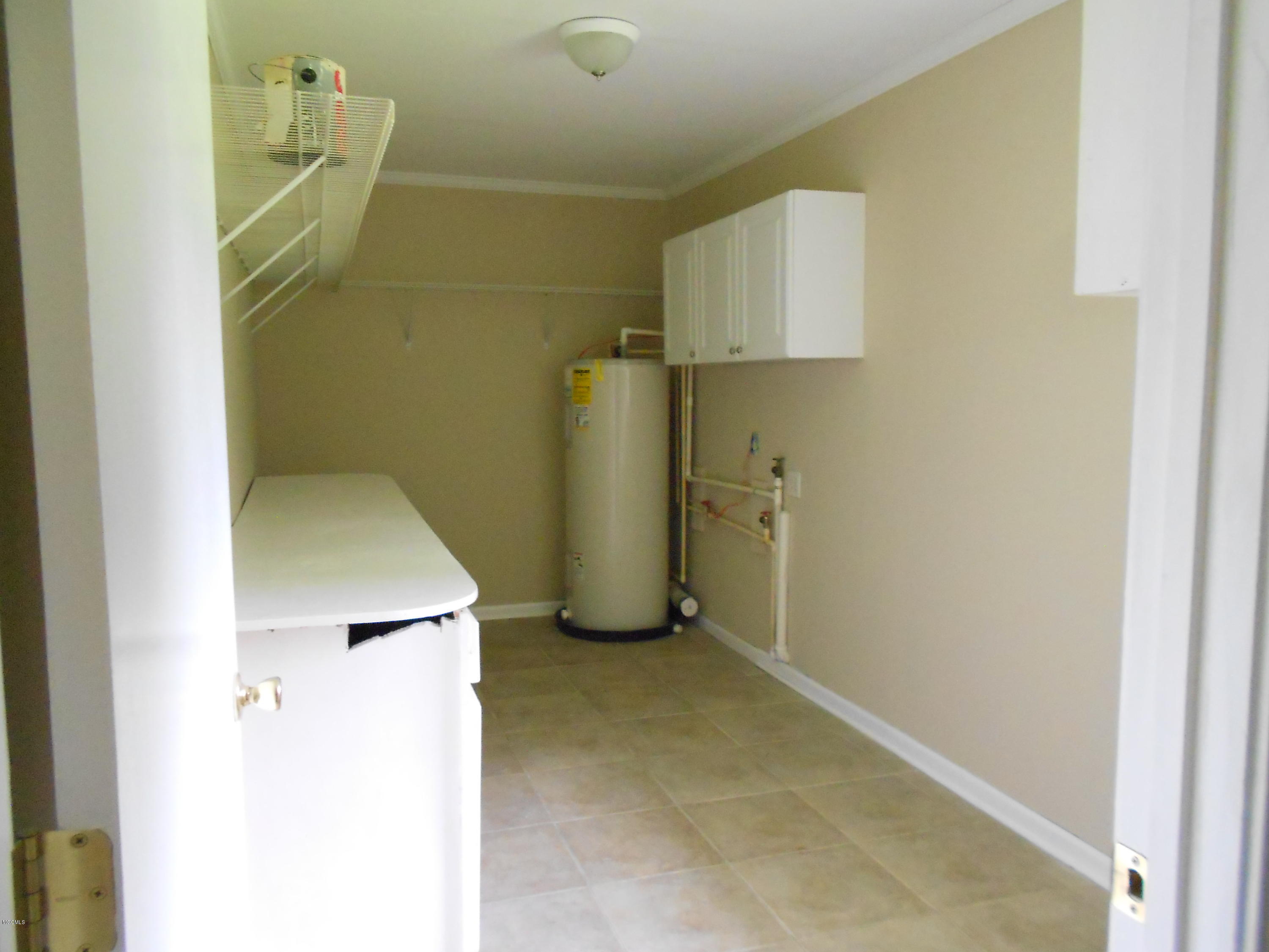 14292 John Lee Road Biloxi, MS 39532 - Photo 20 of 25 DSCN5128