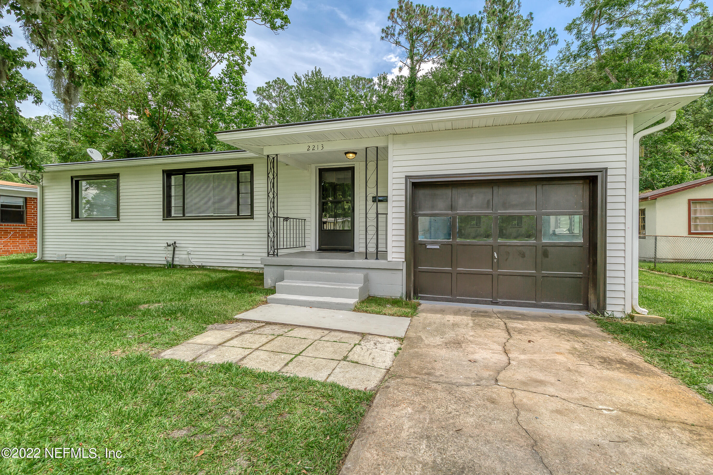2213 E Road Jacksonville, FL 32216 - Photo 1 of 36 904RealEstatePhotography.com-38