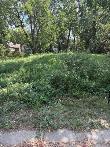 $63,000 | 7709 Kenwood Avenue, Kansas City, MO 64131