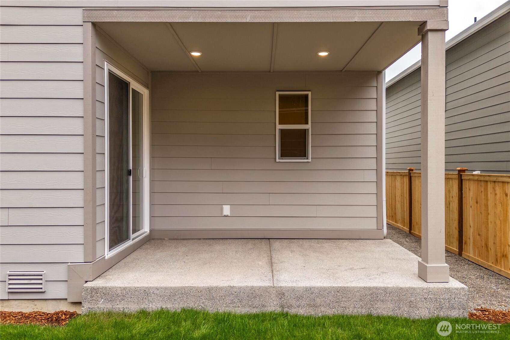 17505 Northeast Midnight Sun Loop Poulsbo, WA 98370 - Photo 11 of 40