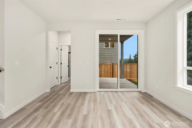 $699,990 | 17505 Northeast Midnight Sun Loop, Poulsbo, WA 98370