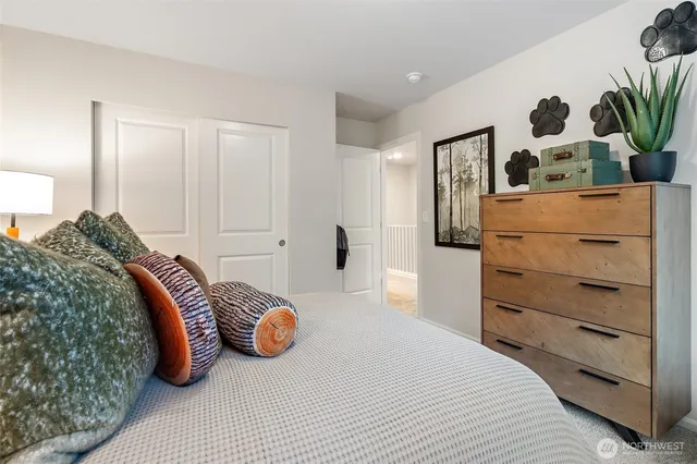 $754,990 | 17505 Northeast Midnight Sun Loop, Poulsbo, WA 98370