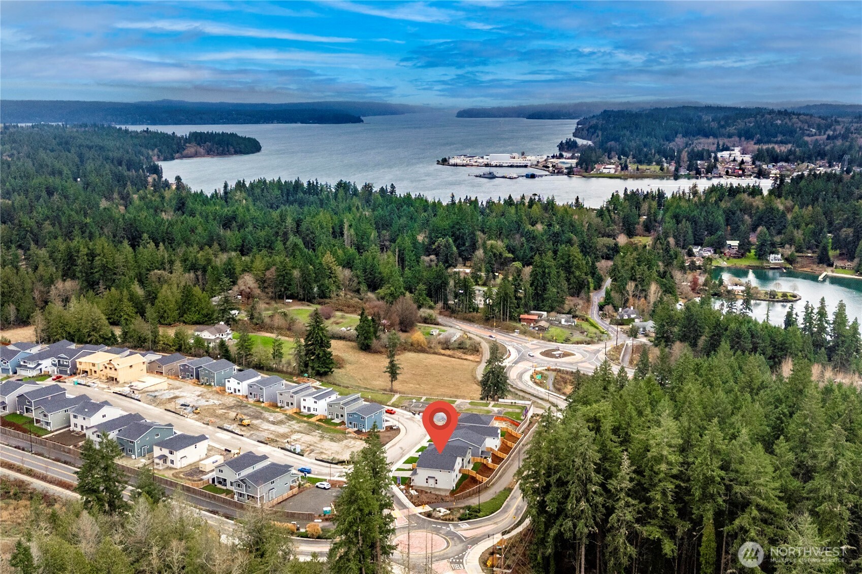 17505 Northeast Midnight Sun Loop Poulsbo, WA 98370 - Photo 3 of 40