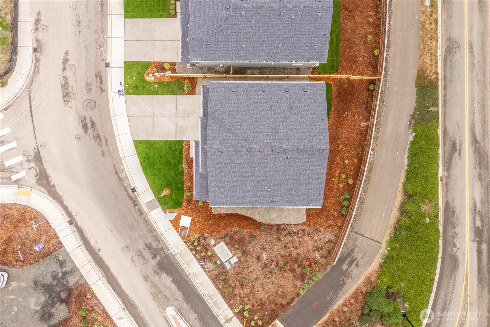 17505 Northeast Midnight Sun Loop Poulsbo, WA 98370 - Photo 4 of 40