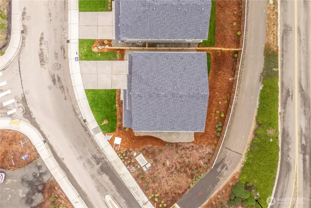 $699,990 | 17505 Northeast Midnight Sun Loop, Poulsbo, WA 98370