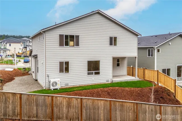 $699,990 | 17505 Northeast Midnight Sun Loop, Poulsbo, WA 98370