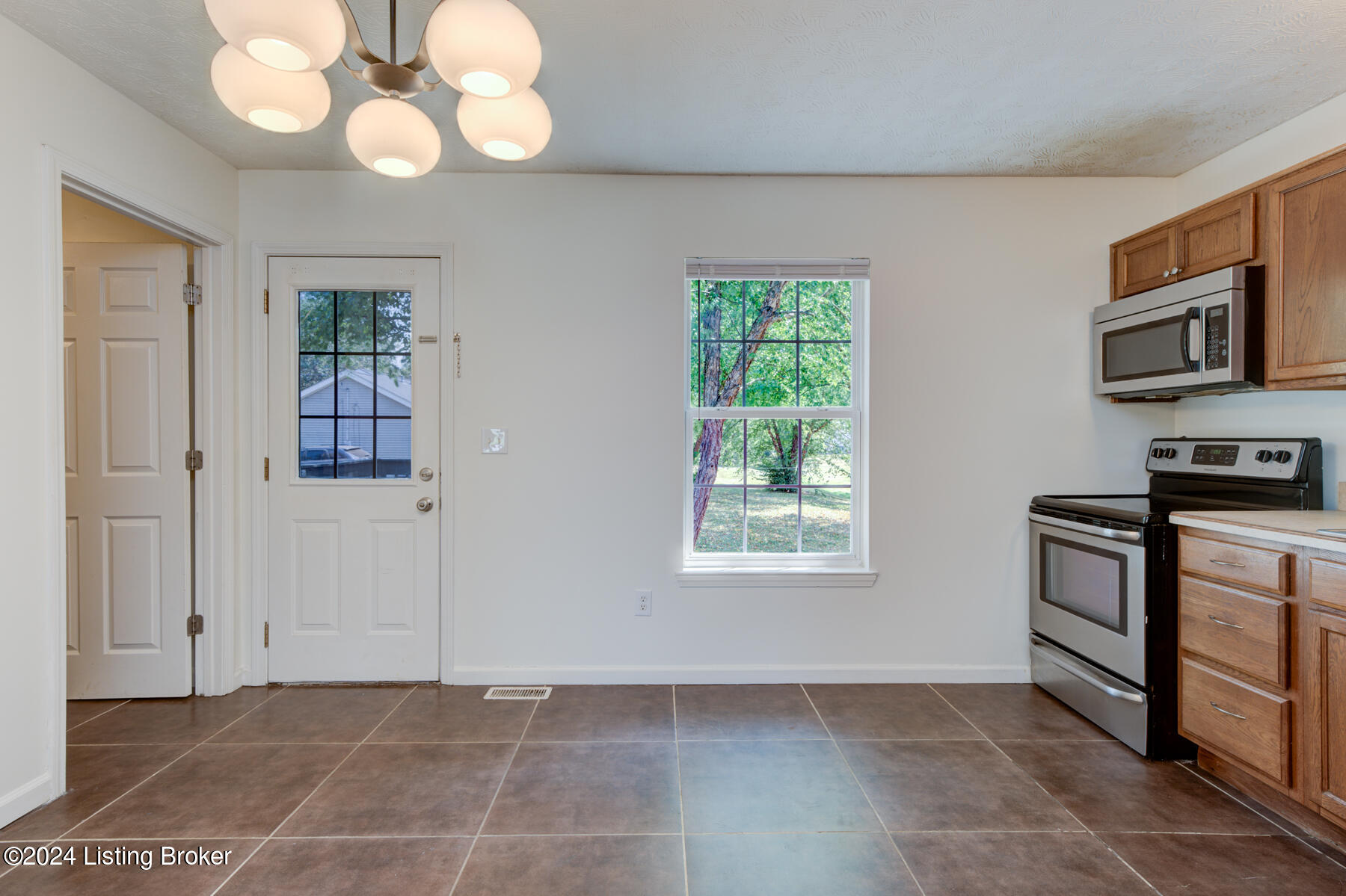464 West Blue Lick Road Shepherdsville, KY 40165 - Photo 6 of 29 GSP-464 W Blue Lick Rd-6