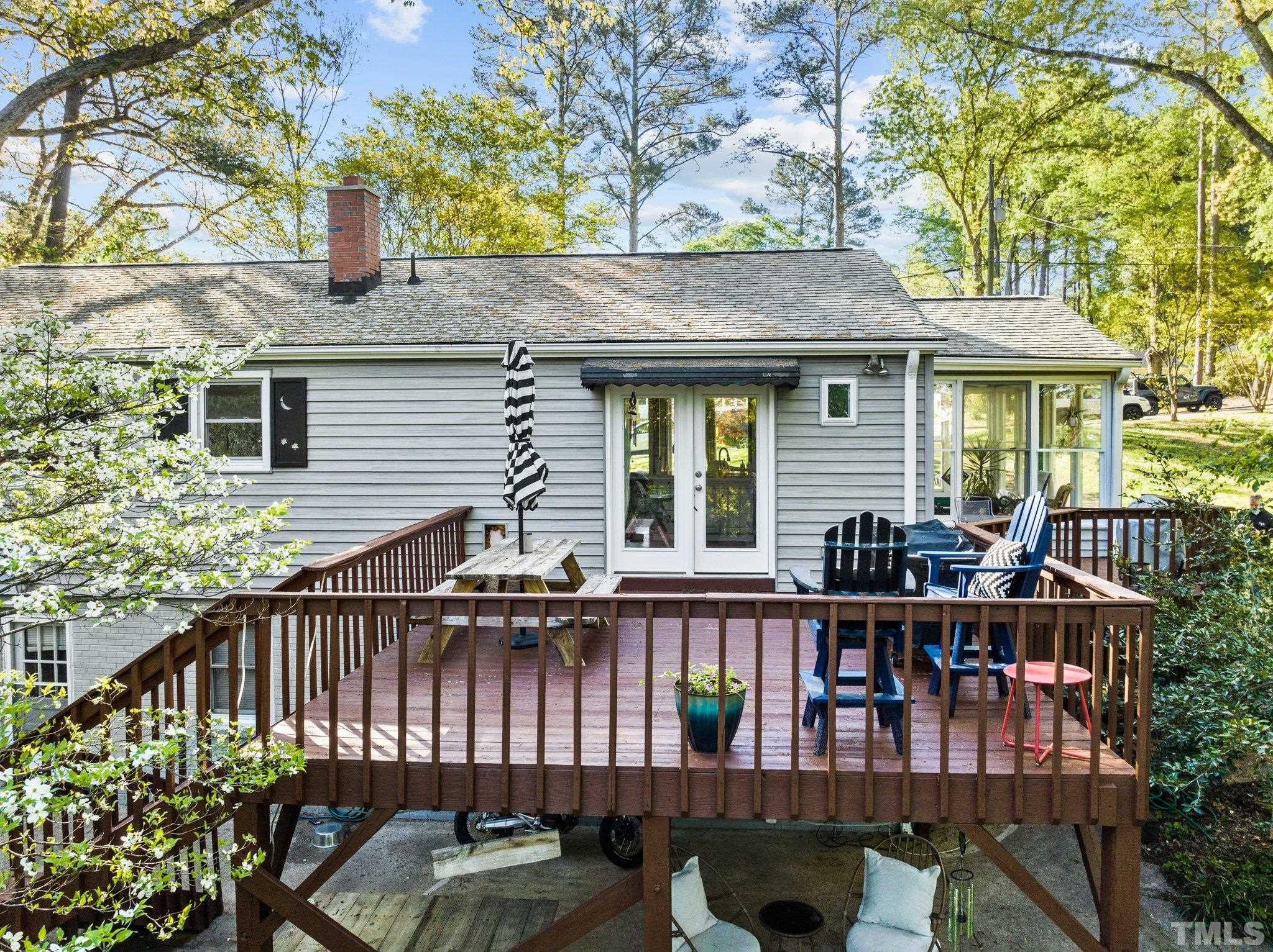 2225 Watkins Street Raleigh, NC 27604 - Photo 3 of 24