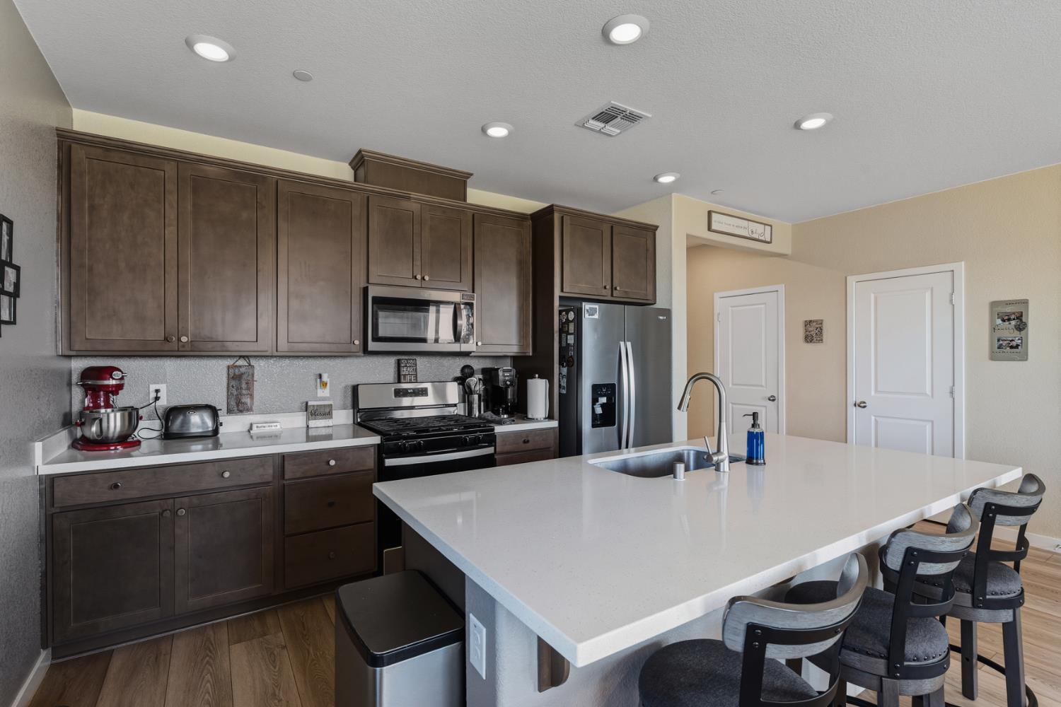 1485 Stepney Way Plumas Lake, CA 95961 - Photo 12 of 27