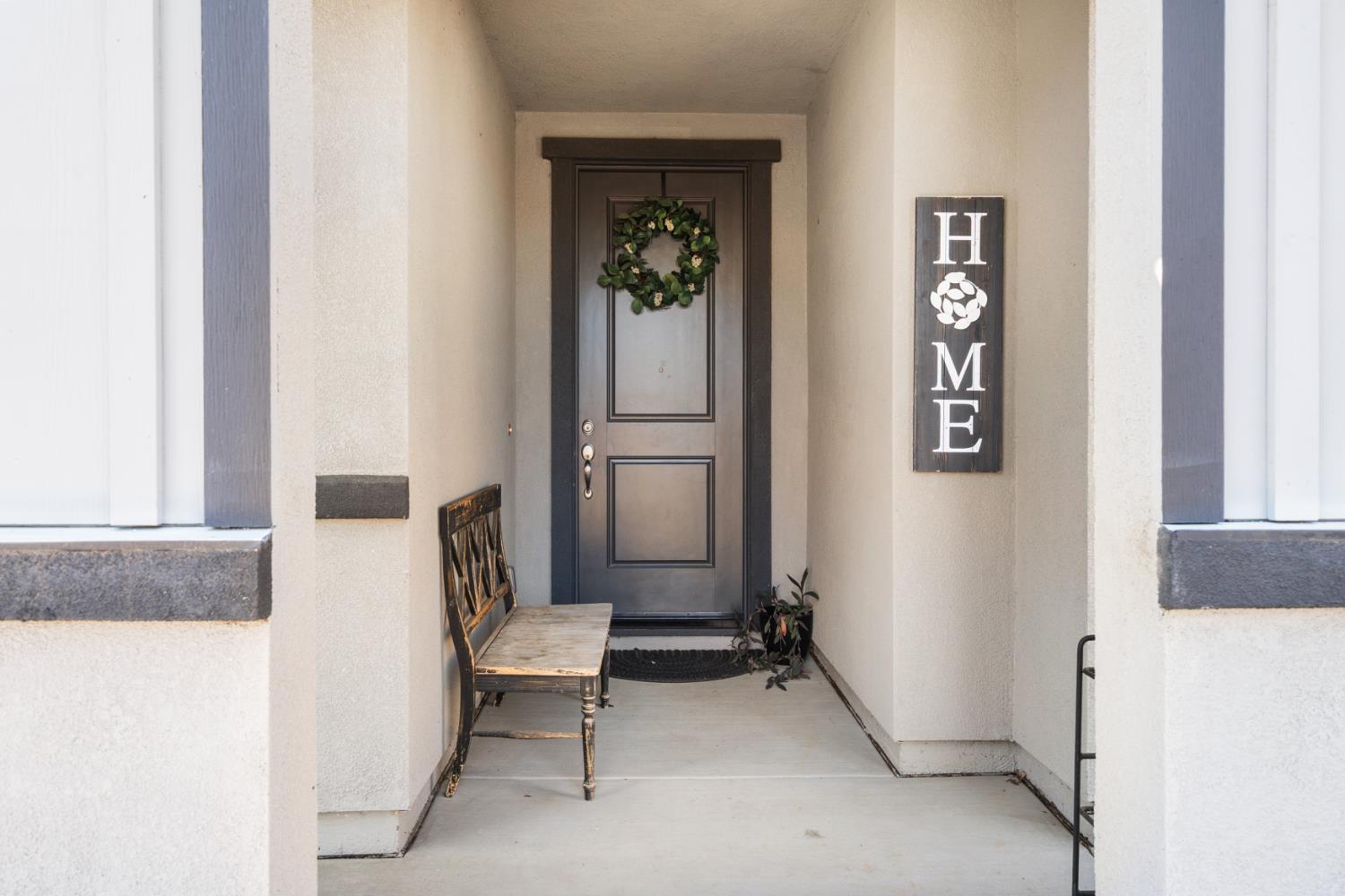 1485 Stepney Way Plumas Lake, CA 95961 - Photo 3 of 27