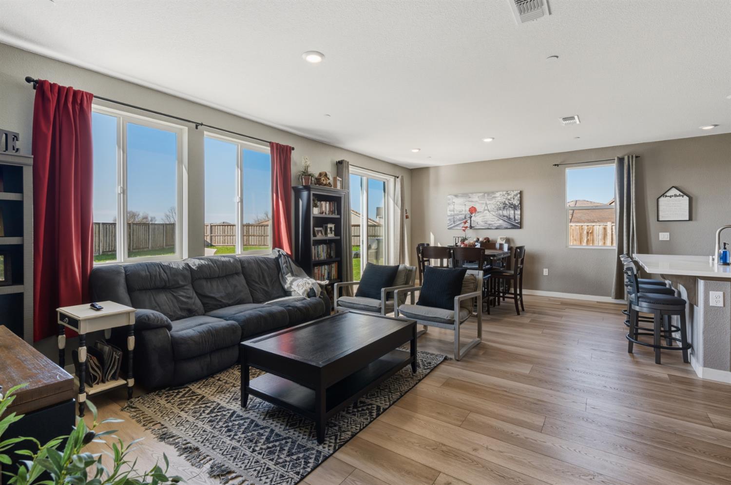 1485 Stepney Way Plumas Lake, CA 95961 - Photo 4 of 27