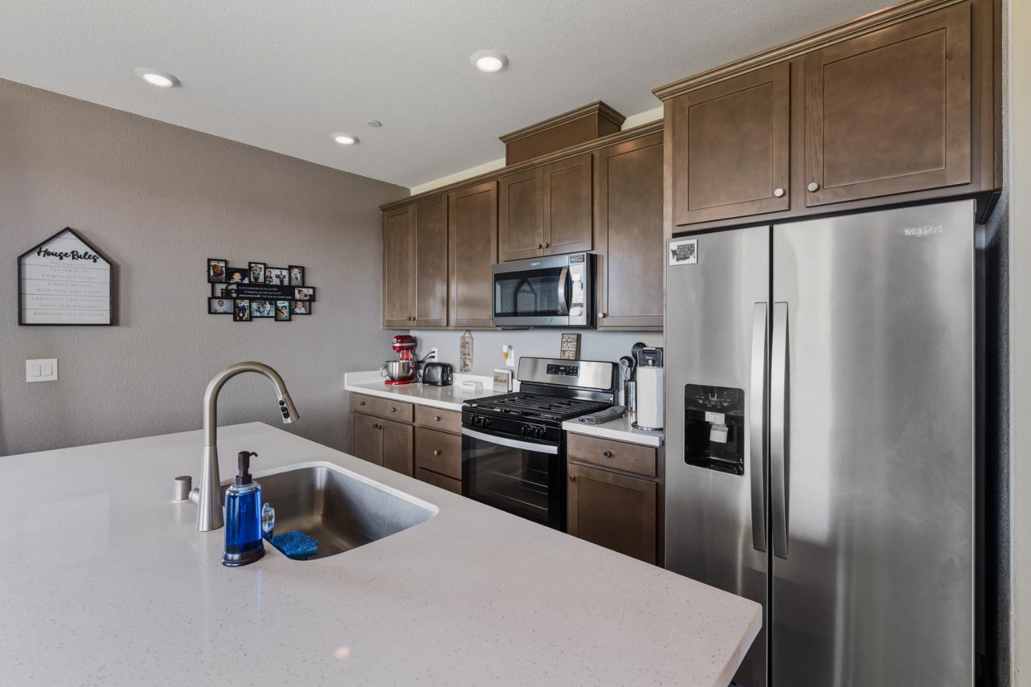 1485 Stepney Way Plumas Lake, CA 95961 - Photo 10 of 27