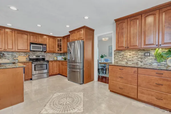 $685,000 | 1102 Hickory Avenue, Fairfield, CA 94533