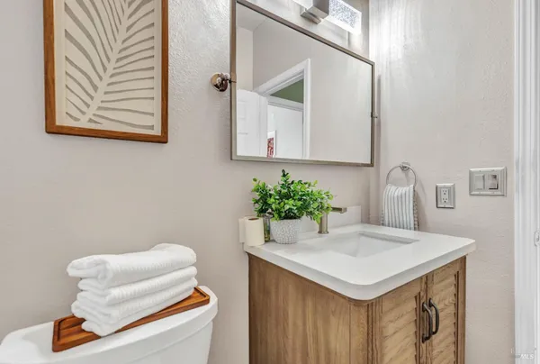 $685,000 | 1102 Hickory Avenue, Fairfield, CA 94533