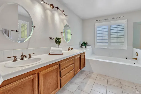 $685,000 | 1102 Hickory Avenue, Fairfield, CA 94533