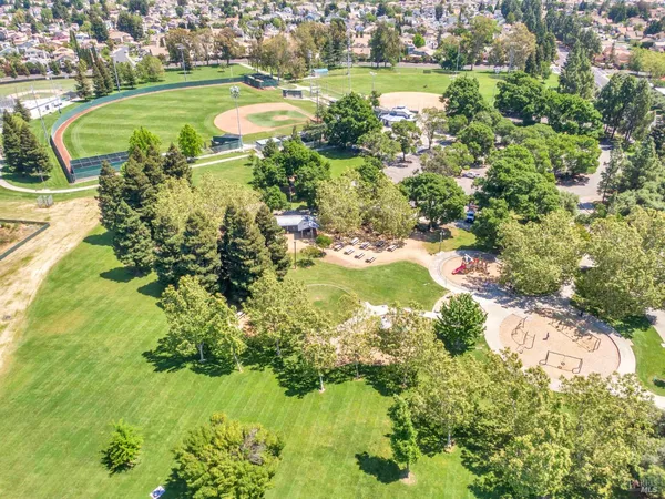 $685,000 | 1102 Hickory Avenue, Fairfield, CA 94533
