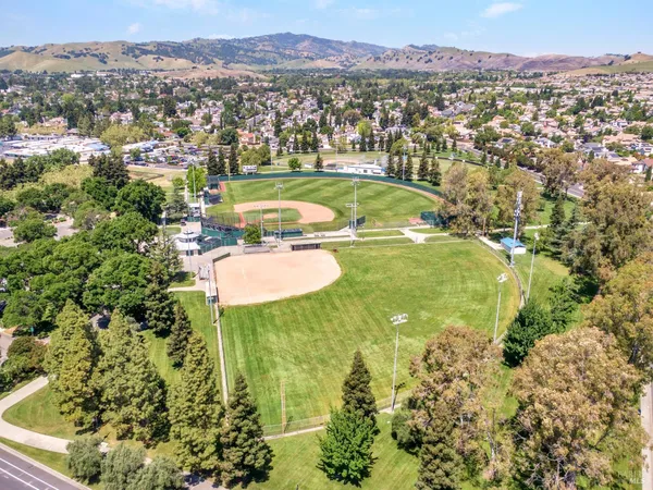 $685,000 | 1102 Hickory Avenue, Fairfield, CA 94533