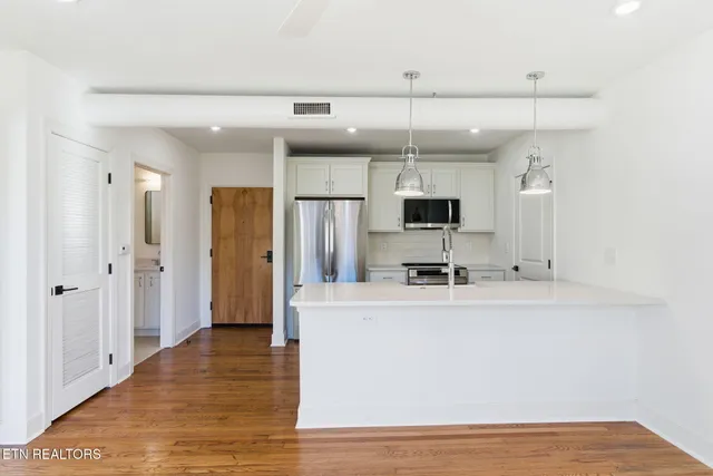 $320,000 | 2724 East Magnolia Avenue, Unit 205, Knoxville, TN 37914