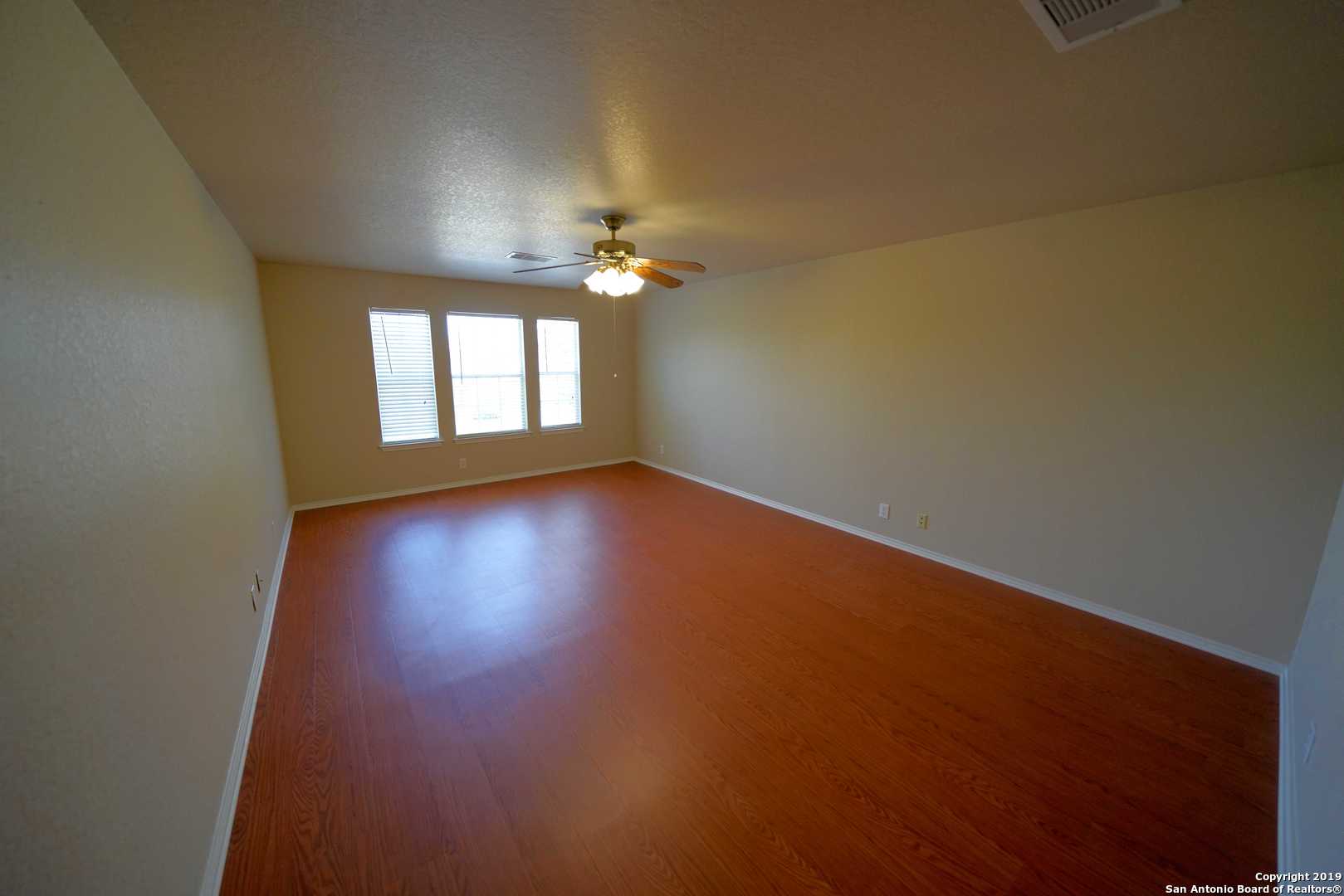 117 Angus Way Cibolo, TX 78108 - Photo 14 of 25