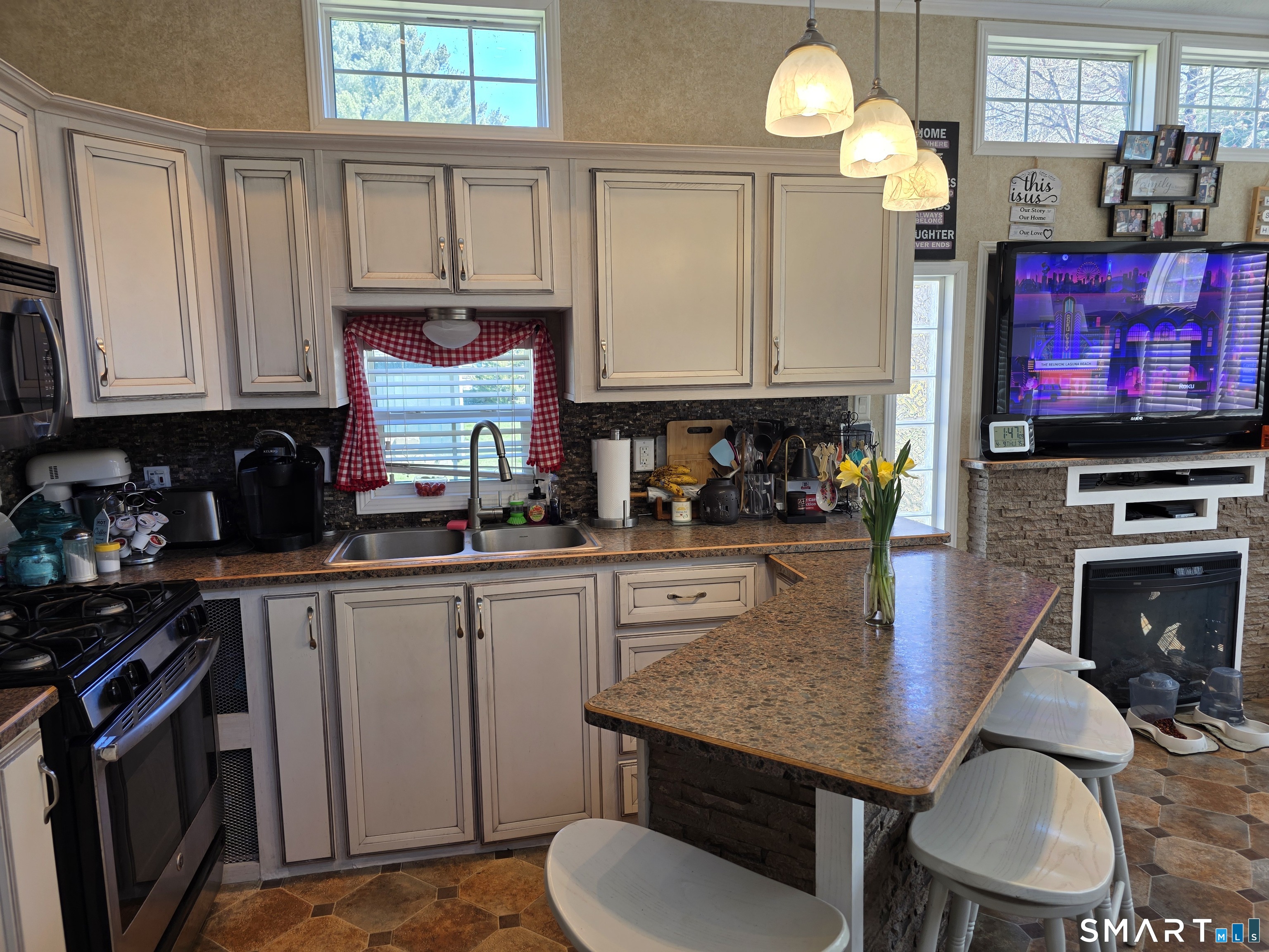 1531 Glasgo Road Griswold, CT 06351 - Photo 7 of 30