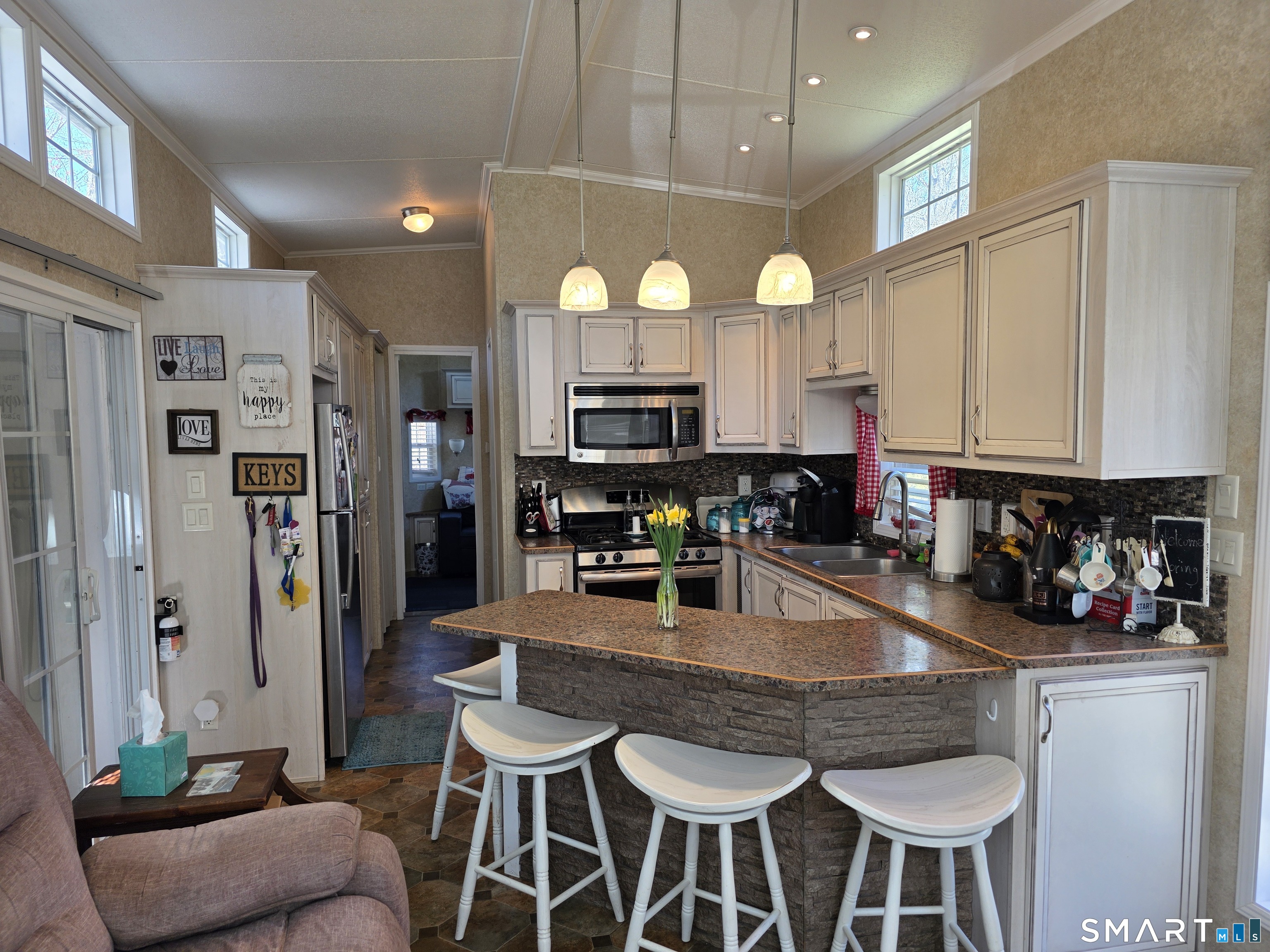 1531 Glasgo Road Griswold, CT 06351 - Photo 9 of 30