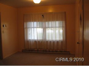 1703 South Dixon Road Kokomo, IN 46902 - Photo 5 of 9 Gallery Image 5