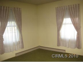 1703 South Dixon Road Kokomo, IN 46902 - Photo 8 of 9 Gallery Image 8